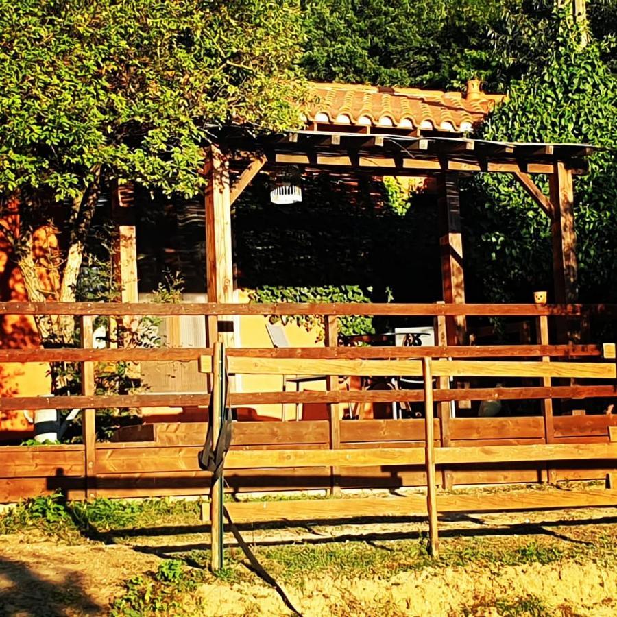Chambre D'Hotes Le Petit Ranch Los Masos Dış mekan fotoğraf