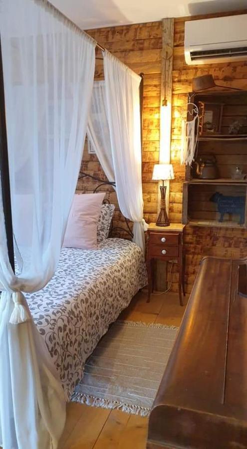 Chambre D'Hotes Le Petit Ranch Los Masos Dış mekan fotoğraf